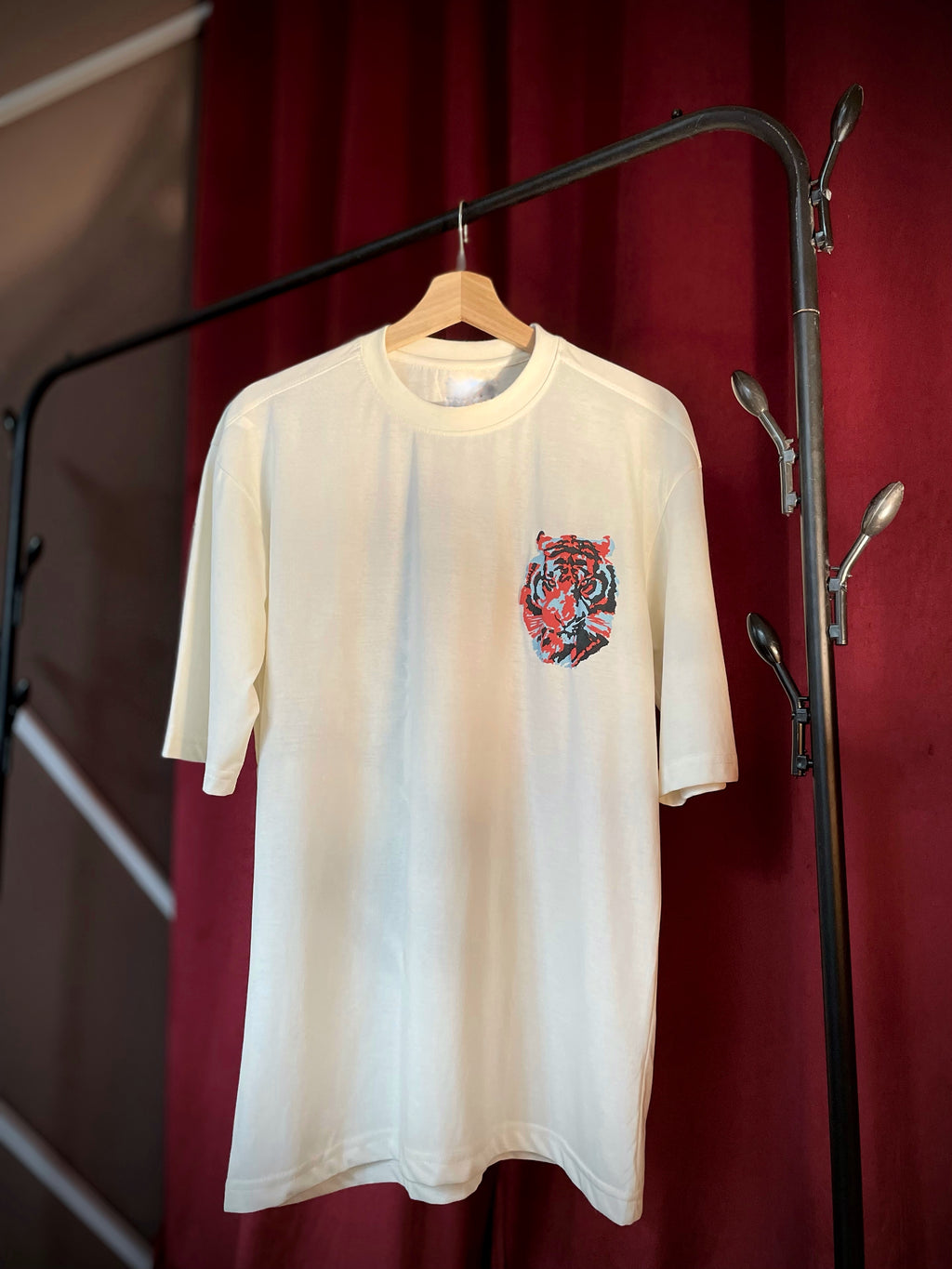 (Off-White) Tiger Graphic 3D Print Oversized Tee